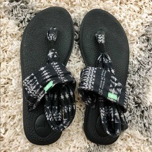 Sanuk yoga mat sling sandal
